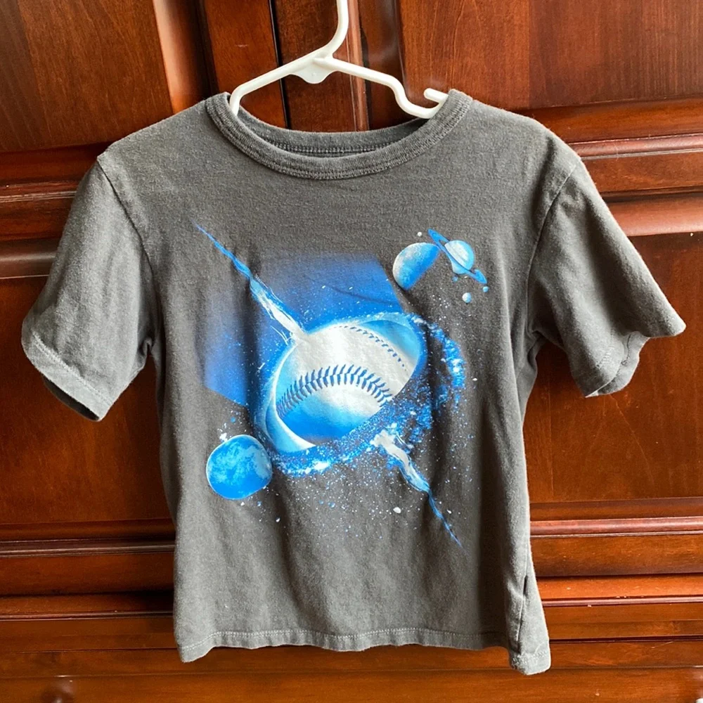 The Children’s Place baseball t-shirt